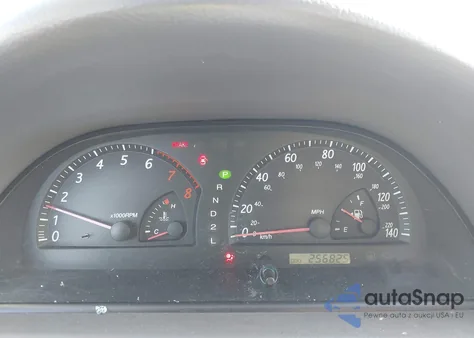 2002 Toyota Camry Le V6 z USA, uszkodzony, nr VIN 4T1BF30K32U020745